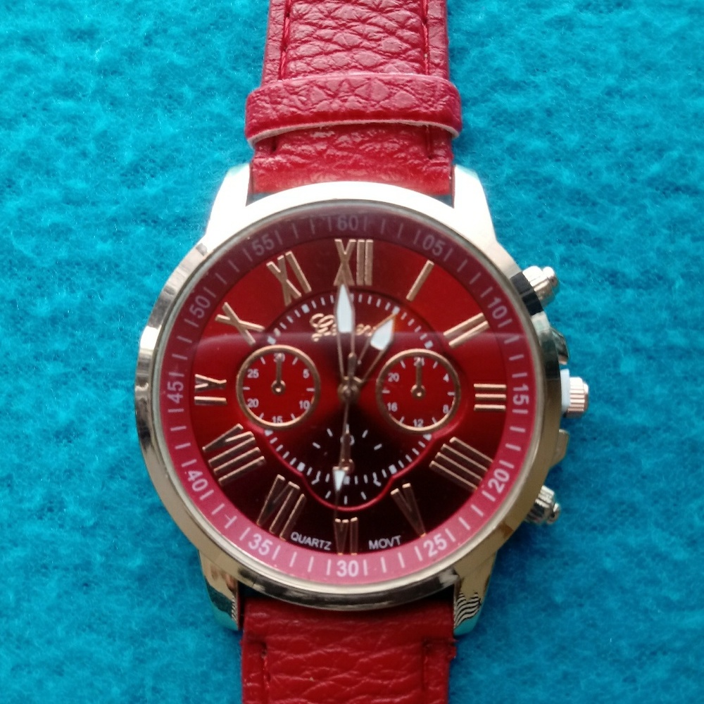 Unisex Red Watch - Picture 2 of 3